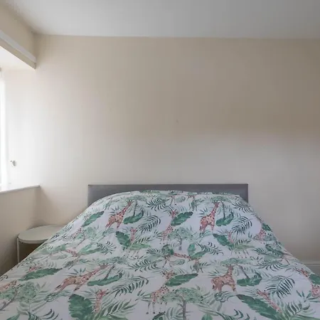 Hill Apartment