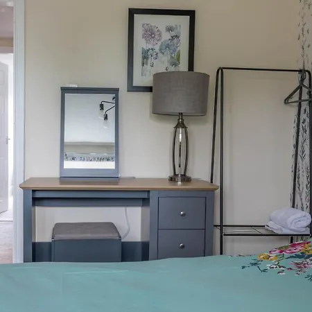 Hill Apartment Bradford (West Yorkshire)